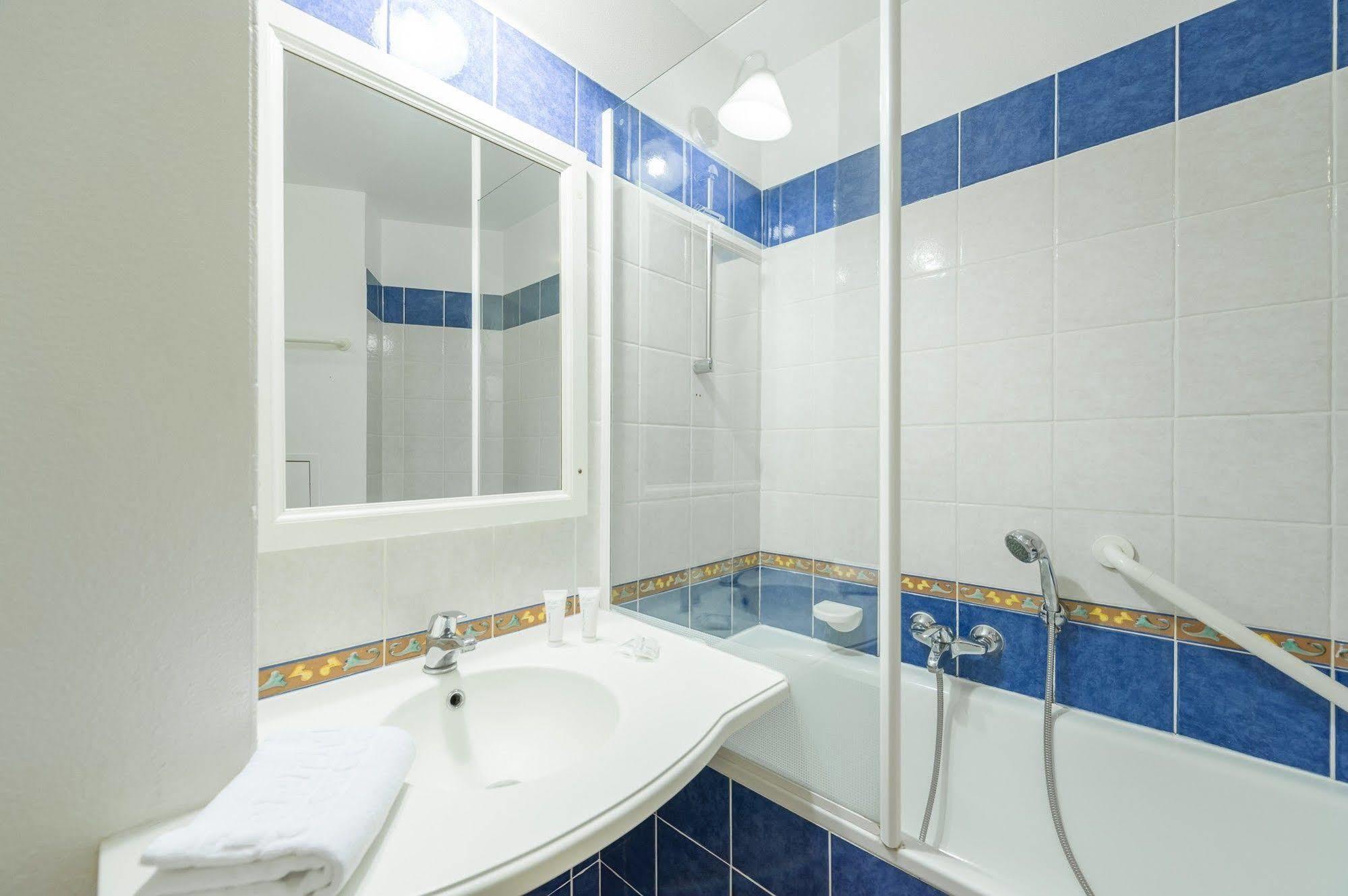 Les Rivages - Appartement Vue Mer Imprenable-Piscine Six-Fours-les-Plages Dış mekan fotoğraf