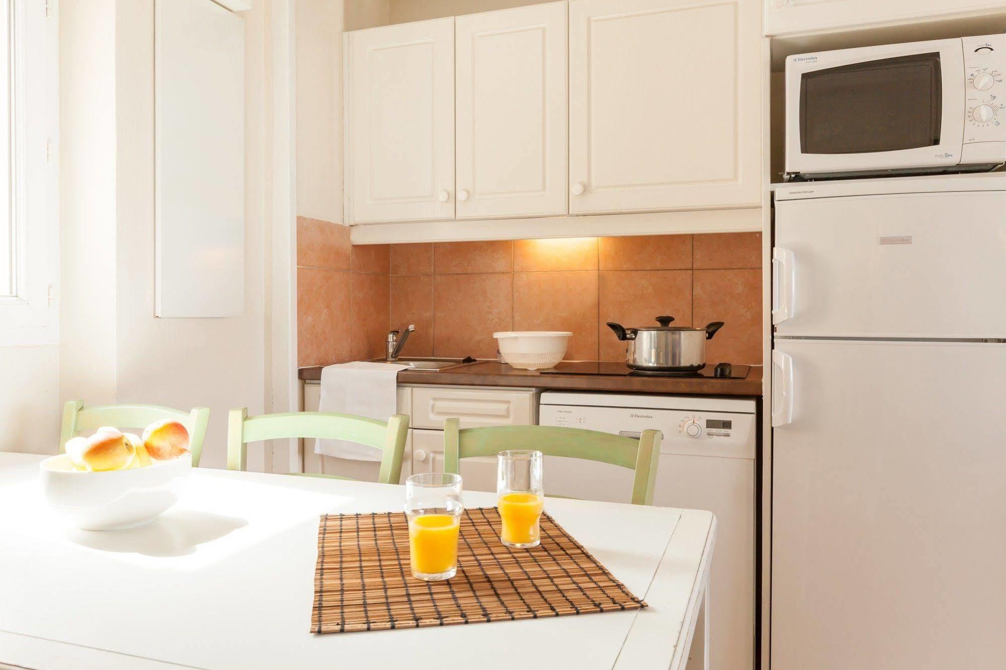 Les Rivages - Appartement Vue Mer Imprenable-Piscine Six-Fours-les-Plages Dış mekan fotoğraf